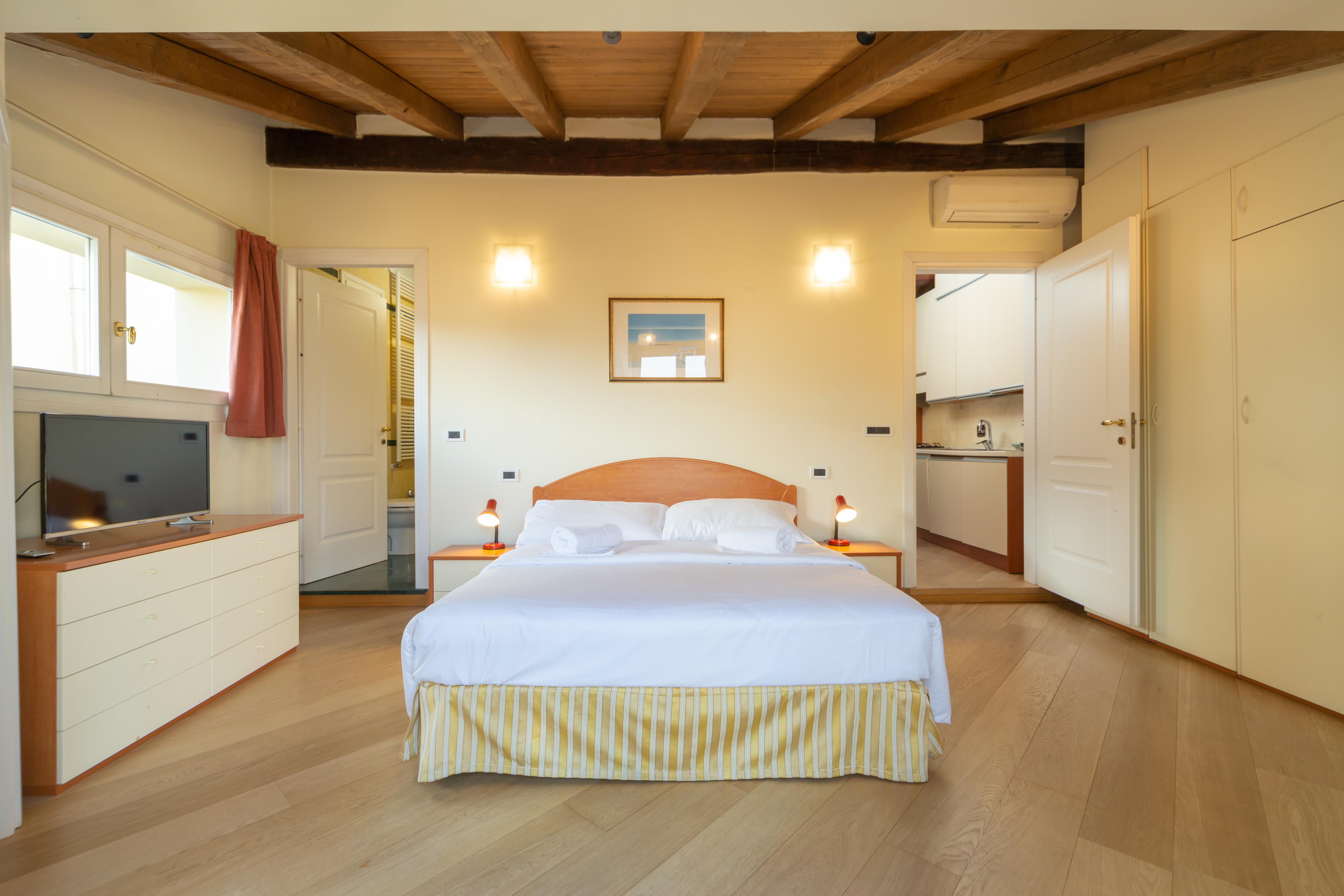 Santo Stefano Apartments - Bolognarooms Exterior photo